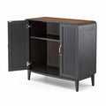 **Technische Titel in het Nederlands: Modern houten dressoir met dubbele deur en planken**